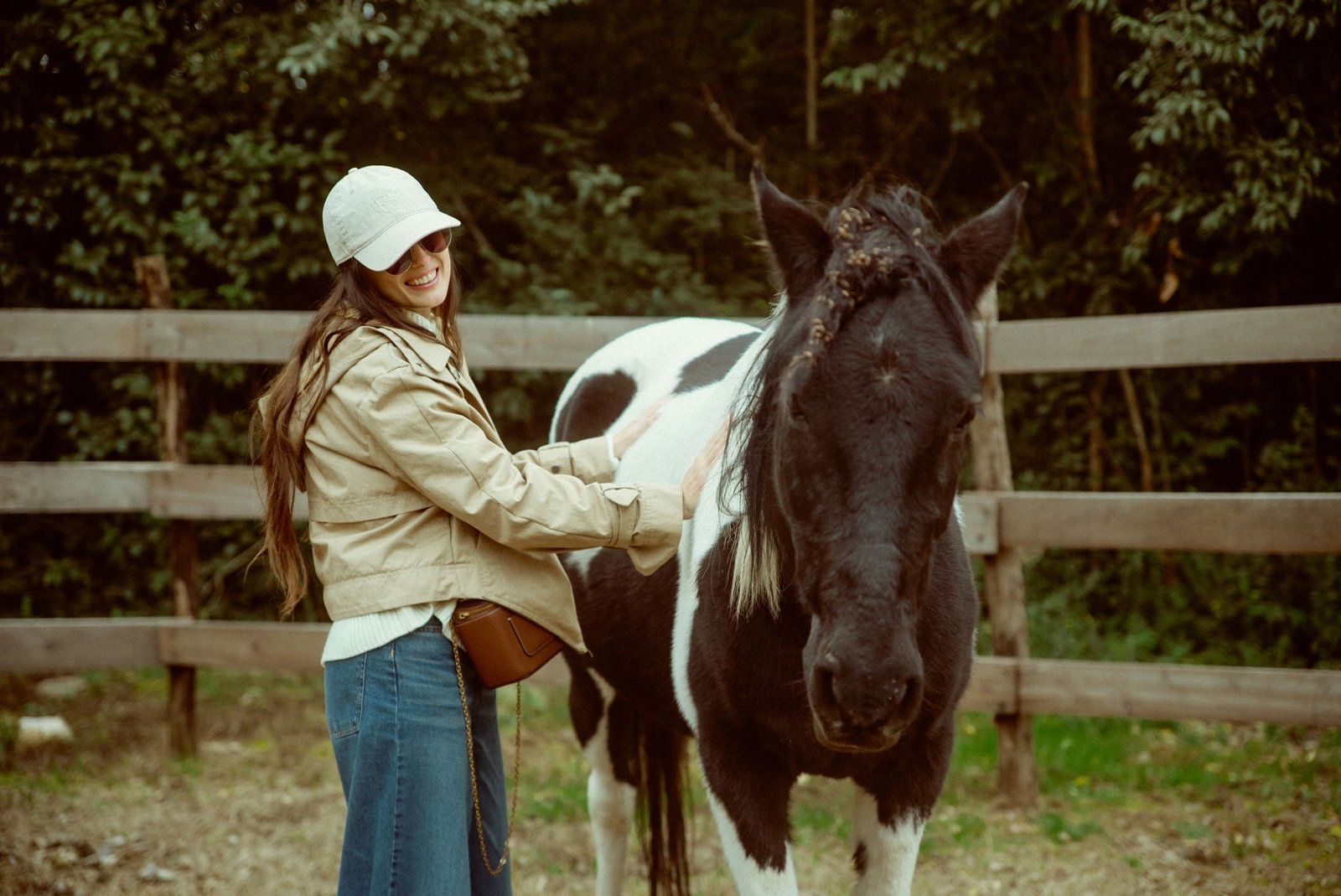 Encuentro con los caballos antes de la cabalgata